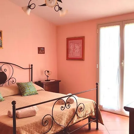 Adria Holiday home Floridia
